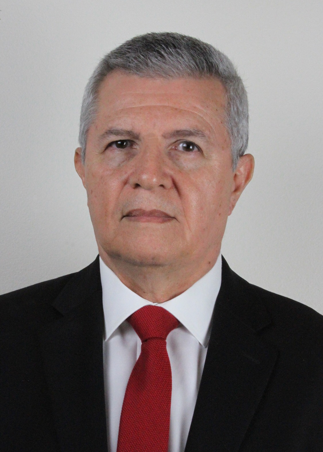 Alvaro Angee, Sales Agent