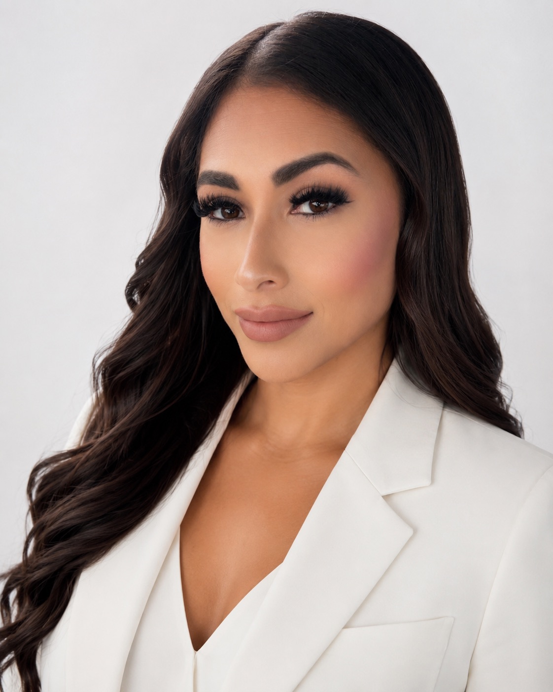 Roxana Alvarez, Real Estate Broker